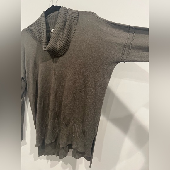 Cupio Womens Sweater Size M Olive Green-gray Cowl Neck Knit Hi-lo butter soft - Picture 8 of 8